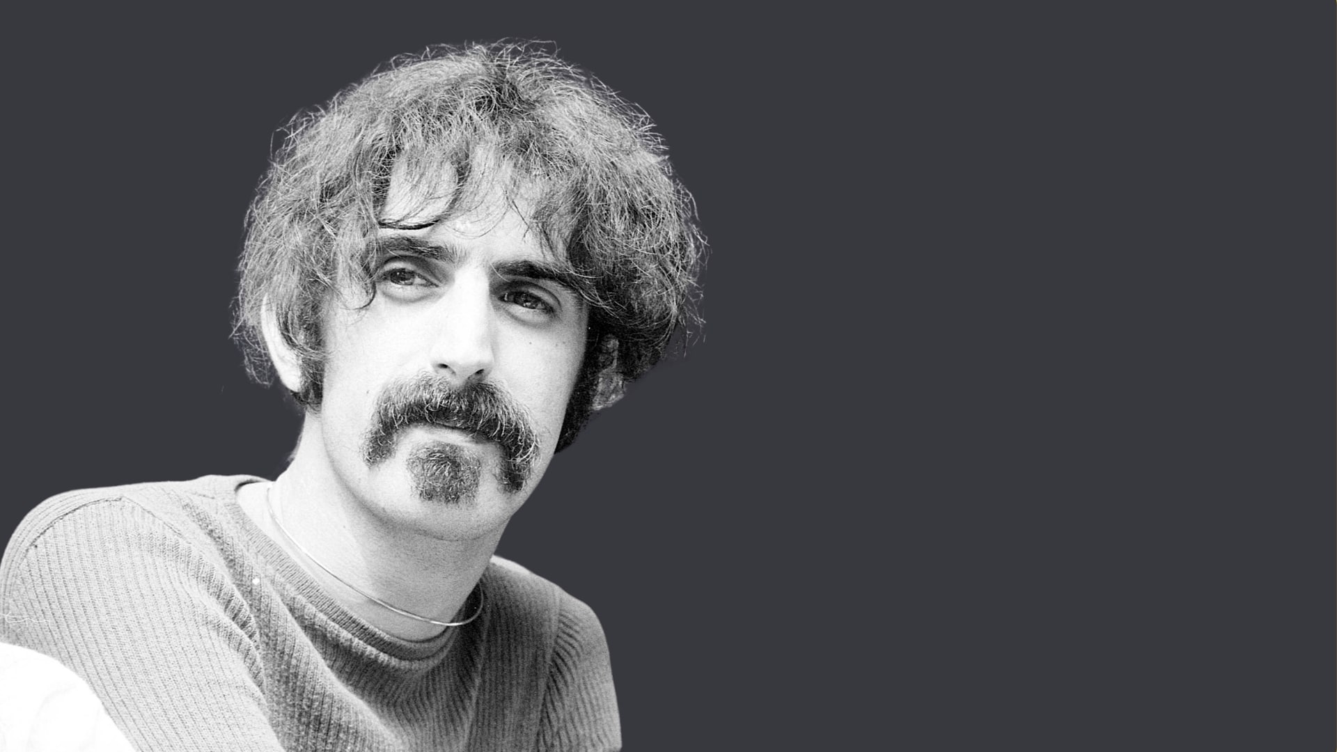 Frank Zappa’s 14-Year-Old Daughter Slipped Him a Note — It Became His Only US Top 40 Hit